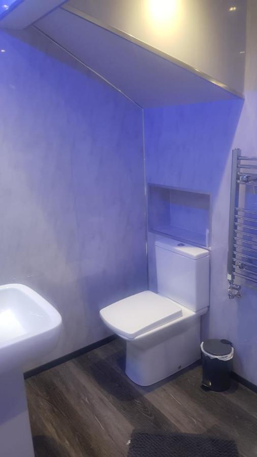 Highfields Living - All Rooms Ensuite- Free Wifi- Free Local Parking Sheffield Kültér fotó