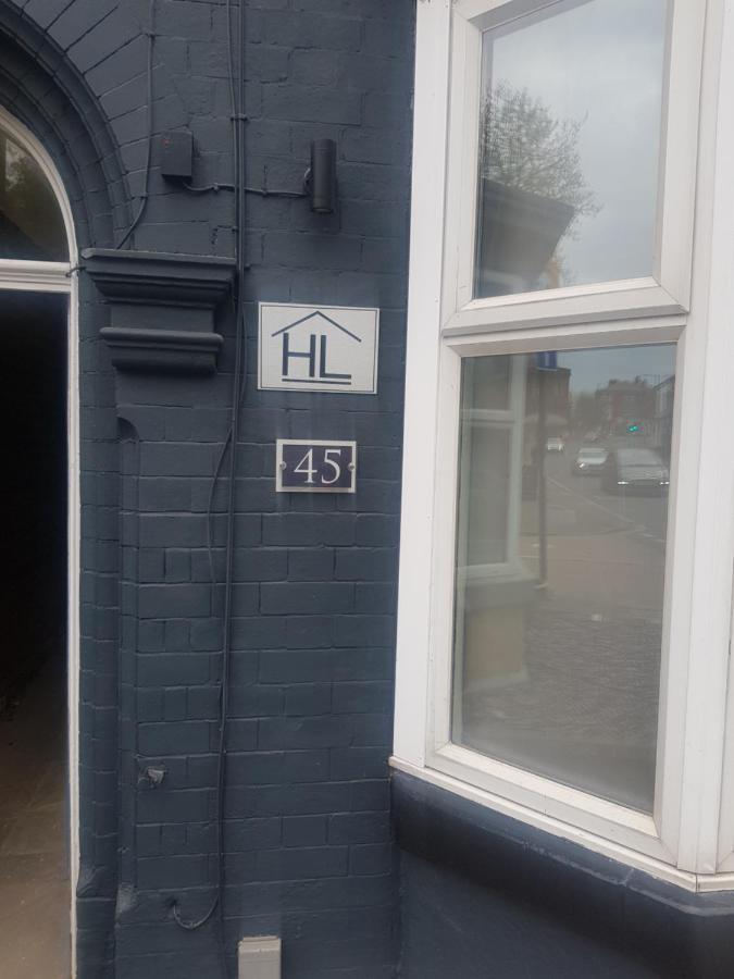 Highfields Living - All Rooms Ensuite- Free Wifi- Free Local Parking Sheffield Kültér fotó