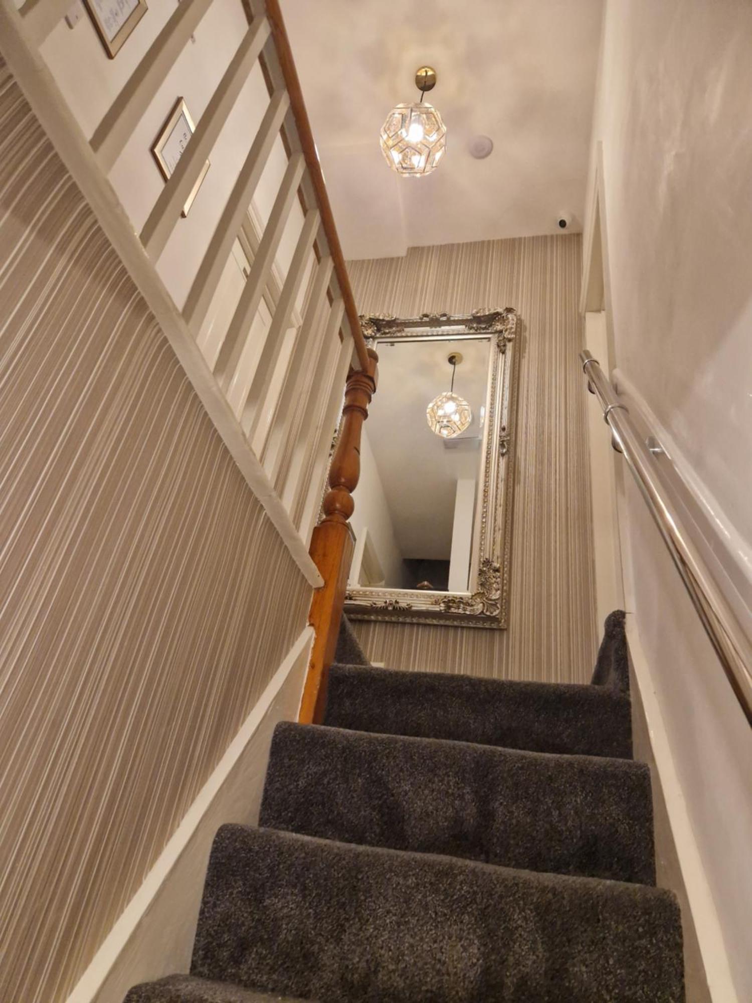Highfields Living - All Rooms Ensuite- Free Wifi- Free Local Parking Sheffield Kültér fotó